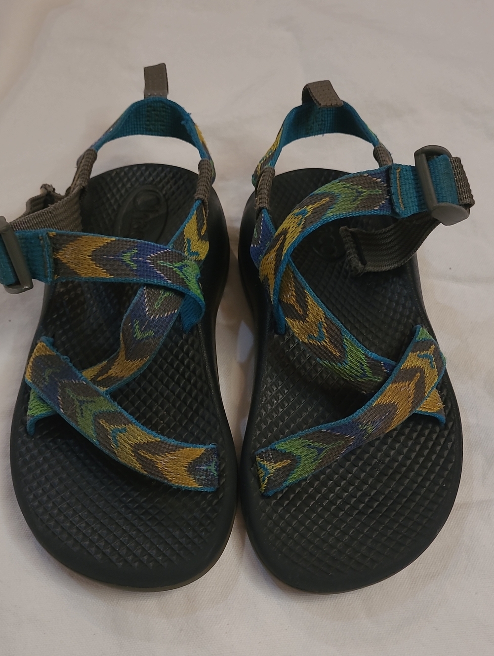 Chaco Kids Teal & Yellow Patterned Outdoor Sandals Size 1